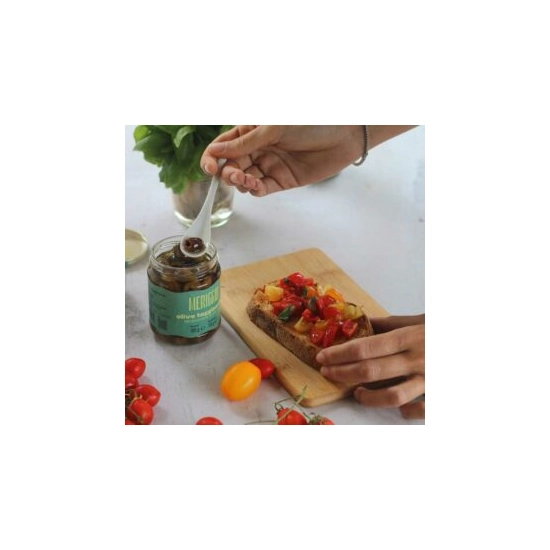 Meriggio Oliwki Taggiasche drylowane w oliwie z oliwek extra virgin 180 gr